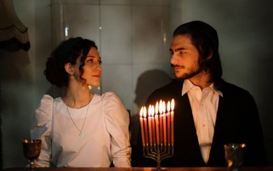 חומר ליהודי התפוצות מתורגם מעברית לאנגלית בעזרת טומדס