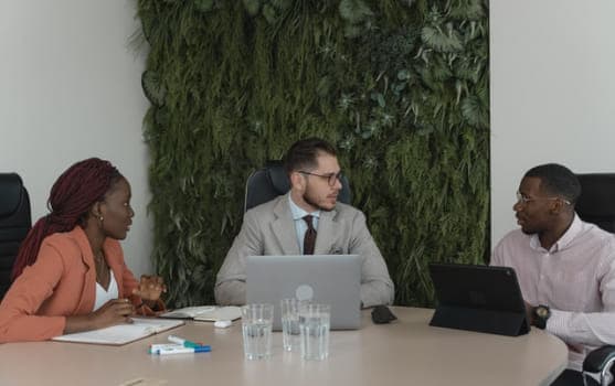 מהי לוקליזציית מדיה ומדוע עסקים עושים אותה?