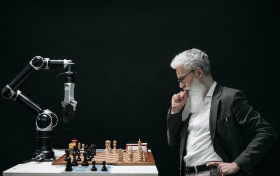 תרגום בעידן הדיגיטלי: תרגום מכונה מול מתרגם אנושי יתרונות וחסרונות