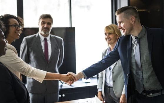 כמה אני צריך לשלם על תרגום?